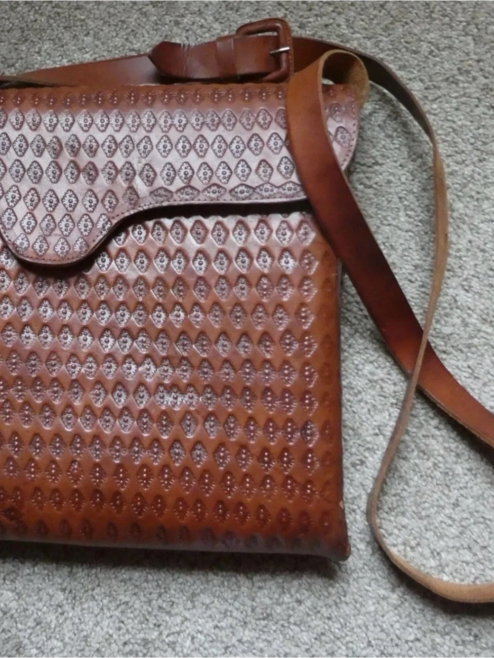 Genuine Leather Crossbody Shoulder Bag in Brown